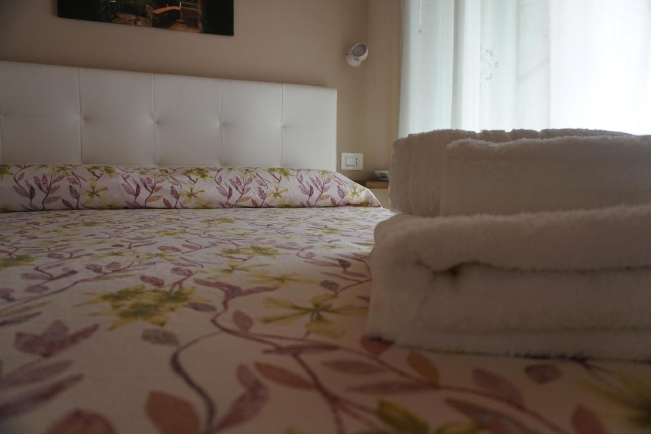 Casa Vacanze B&B Ondes 카메로타 외부 사진